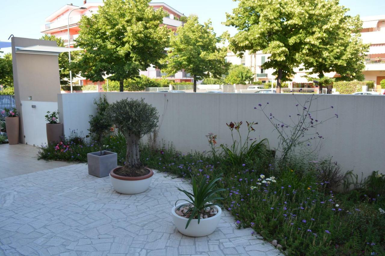Casa Polly B&B Grottammare Exterior foto